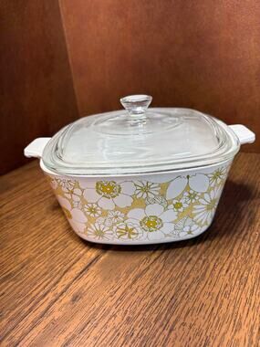 Vintage CorningWare Floral Bouquet 1-3/4 Qt Casserole P-1 3/4B with Lid USA